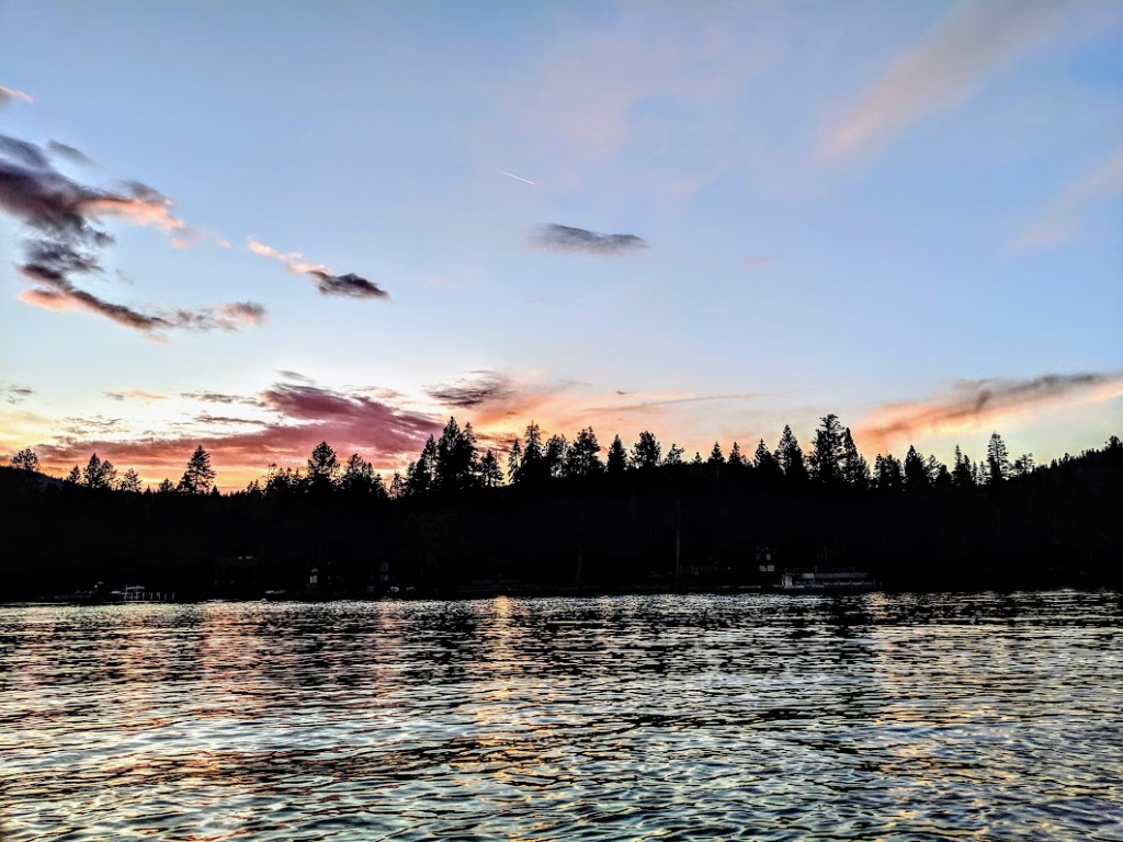 Chasing Sunset Bliss: Twilight Kayaking Adventures with Tahoe Adventure Company 